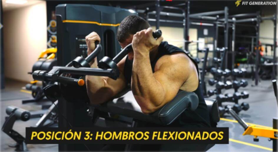 Hombros en posición flexionada