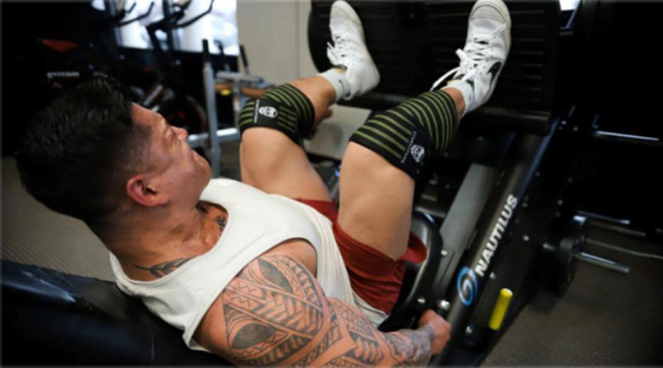 Usar vendas para entrenar cuadriceps