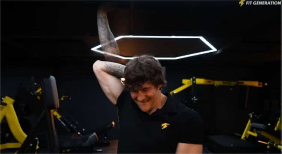 Ejercicio flexionar el hombro