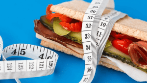 Dietista opina sobre la dieta del bocadillo para adelgazar